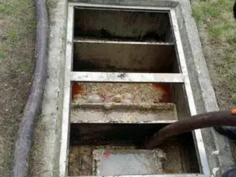 黄流镇隔油池清理